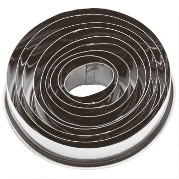 SET TAGLIAPASTA INOX ANELLO OVALE 9 PEZZI